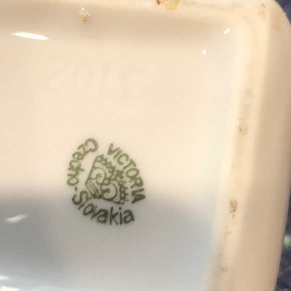 Delightful vintage spice jars made in Czechoslovakia. - Picture 8 of 11